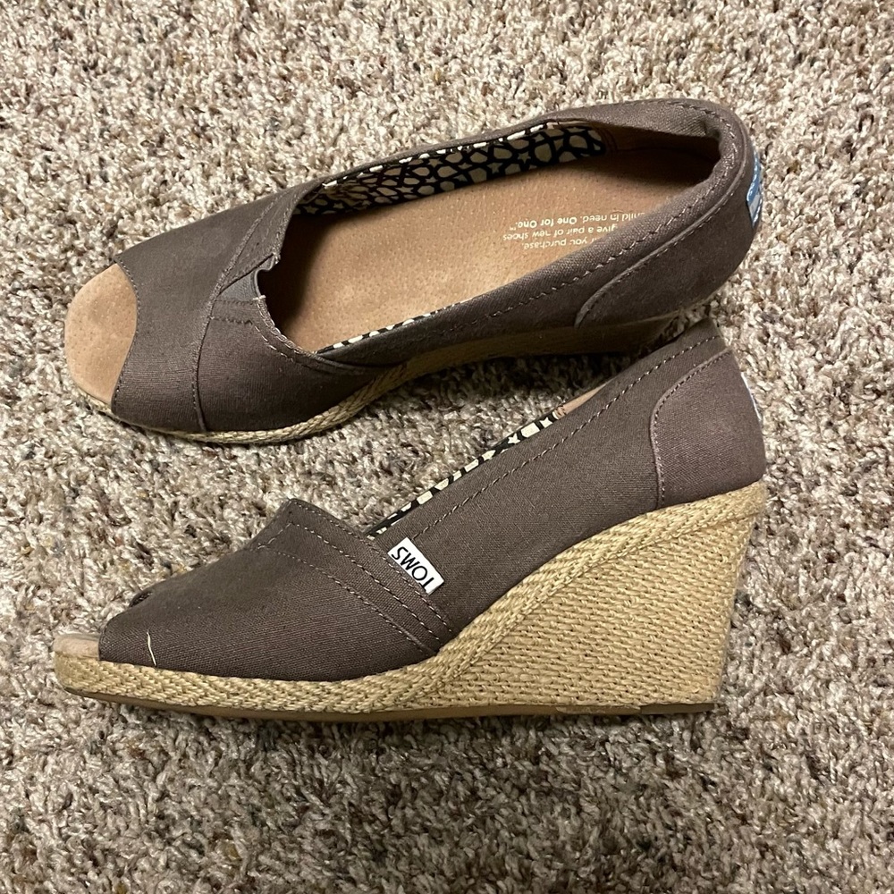 Toms Wedges